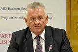 O Vučiću, Šešelju, Vuku, Lončaru, litijumu, “kursadžijama” u SNS-vlasti…