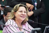 Tereza Nelma vota favorável para assegurar 100% dos recursos do Fundeb para o ensino público