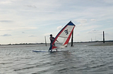 Freestyle windsurfing: How to Upwind 360 (light winds)