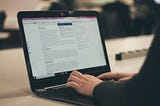Titik Terendah Seorang Blogger adalah Menjual Blog-nya