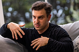How Brian Chesky developed a product narrative using a screenplay writing technique (and you can…