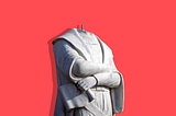 Estátua de Cristóvão Colombo decapitada.
