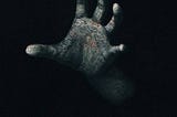 Talk to Me (2022): Unleashing the Unseen — A Thrilling Review of the Supernatural Horror