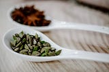 Beneficios, usos y propiedades medicinales del Cardamomo