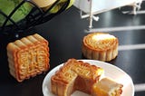 Bake: Single Yolk Lotus Seed Mooncake