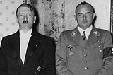 Adolf Hitler ve Hans Frank. Polonya Kasabı Hitler’in avukatı ve ilk suç ortaklarından, namı diğer Polonya kasabı