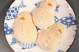 Easy, Egg-Free Snowmen Meringues