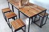 Should use bamboo tables and chairs to open shops