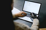 How Everyone Knows That Your Story Was “100% AI-Written”— Check for These 5 Clear Signs