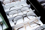 Easy steps to choosing the right shape of eyeglass frame for your face