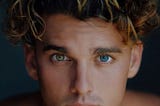 Khosrow’s eyes