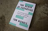 “Instant Experts” Among Us: Dissecting the Crisis of Trust in Science