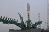 OneWeb: UK satellite firm suspends use of Russian rockets