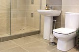 How to choose bathroom tiles for a small bathroom?