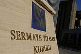 SPK’NİN VURGULADIĞI KONU, SPK KANUNU VE PİYASA BOZUCU EYLEMLER TEBLİĞİ