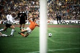 Mundial 1974, 41 toques entre 8 jugadores