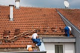 Hiring Commercial Roofing Contractors in NYC for Your Buildings