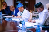 Vice president Nigeria Yemi Osinbajo With Security Persons in Meeting