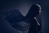 Black lace veil