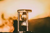 Contrair tempo, de humanidade