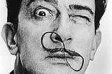Salvador Dalì, un artista surrealista.