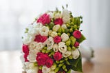 How to Make Beautiful Flower Arrangements in 15 Minutes?