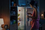 7 Ways Your Body Is Telling You That You’re Likely Under Eating, According to an Eating Disorder RD