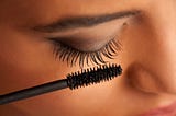 5 Essential Things to Consider About Waterproof Mascara