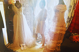 Why Roma brides change 3 wedding dresses