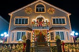 What is Adventure of Christmas lights tour in Dyker heights Brooklyn?