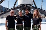 SpaceX will carry out a manned polar mission this year / Look up at the sky