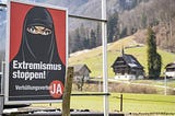 Por referéndum se prohíbe en Suiza el uso del burka.