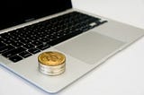 Essential 2025 guide to cryptocurrency trading strategies for beginners