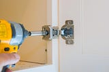 HOW TO FIX CUPBOARD/ CABINET HINGES: QUICK SOLUTIONS