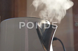 How our household kettle helped earn $1,000 - Selling stock video footage through Blackbox