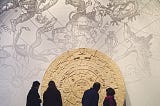 Avarice Unveiled: Exploring Fernando Mastrangelo’s Tablet Sculpture at the Brooklyn Museum