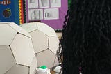 My Life Series: I’m Volunteering as an Art Assistant