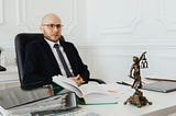 Smart Strategies for Gen AI in Law Firms