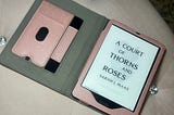 Book Review: A Court of Thorns and Roses by Sarah J. Mass