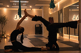 Belajar Berdamai dengan Rasa Sedih di Atas Matras Yoga.