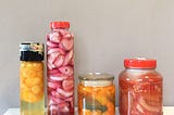 乳酸發酵蔬菜（酸白菜、酸豆、發酵蒜頭⋯⋯）