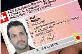 Navigieren im Straßenverkehr: Der Schweizer Führerschein und die Online-Führerscheinprüfung in…
