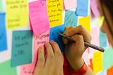 Photo of post its by Bruno Bueno from Pexels