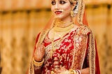 Frame Your Bengali Wedding with These 6 Best Poses