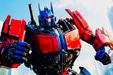 Transformer-like robot stalking the city