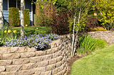 Top 5 Advantages of Retaining Walls in Omaha, Nebraska