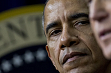 Pictre of Obama looking at Biden disapprovingly