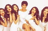 8 Reasons Kris Jenner Deserves The ‘Mom of the Year’ Award