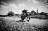 Breaking the Impossible Part 2: Cyclis Bike Lease Team en Peter Lissens op jacht naar het…