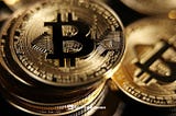 Новое исследование обещает курс биткоина в $96 000 и крах Ripple